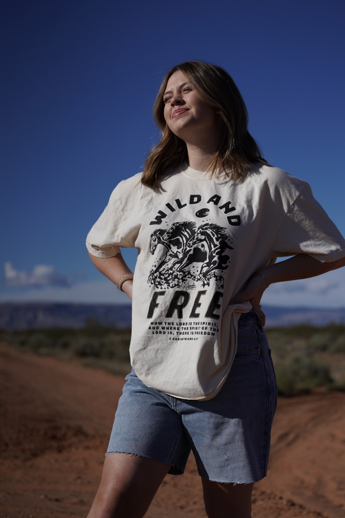 Wild & Free Oversized T-Shirt (Graphic Front)